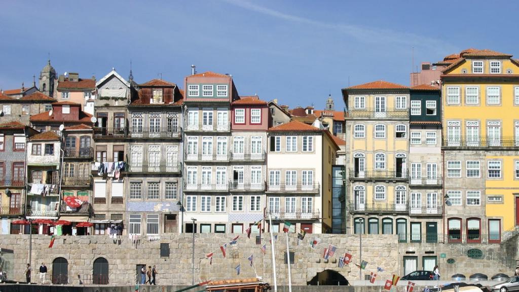 Porto Lodge المظهر الخارجي الصورة